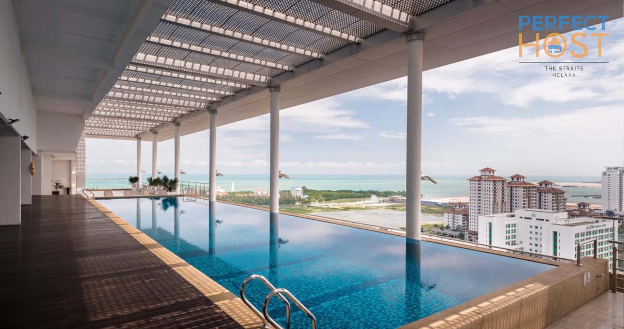 The Straits Melaka By Perfect Host Aparthotel Exterior photo