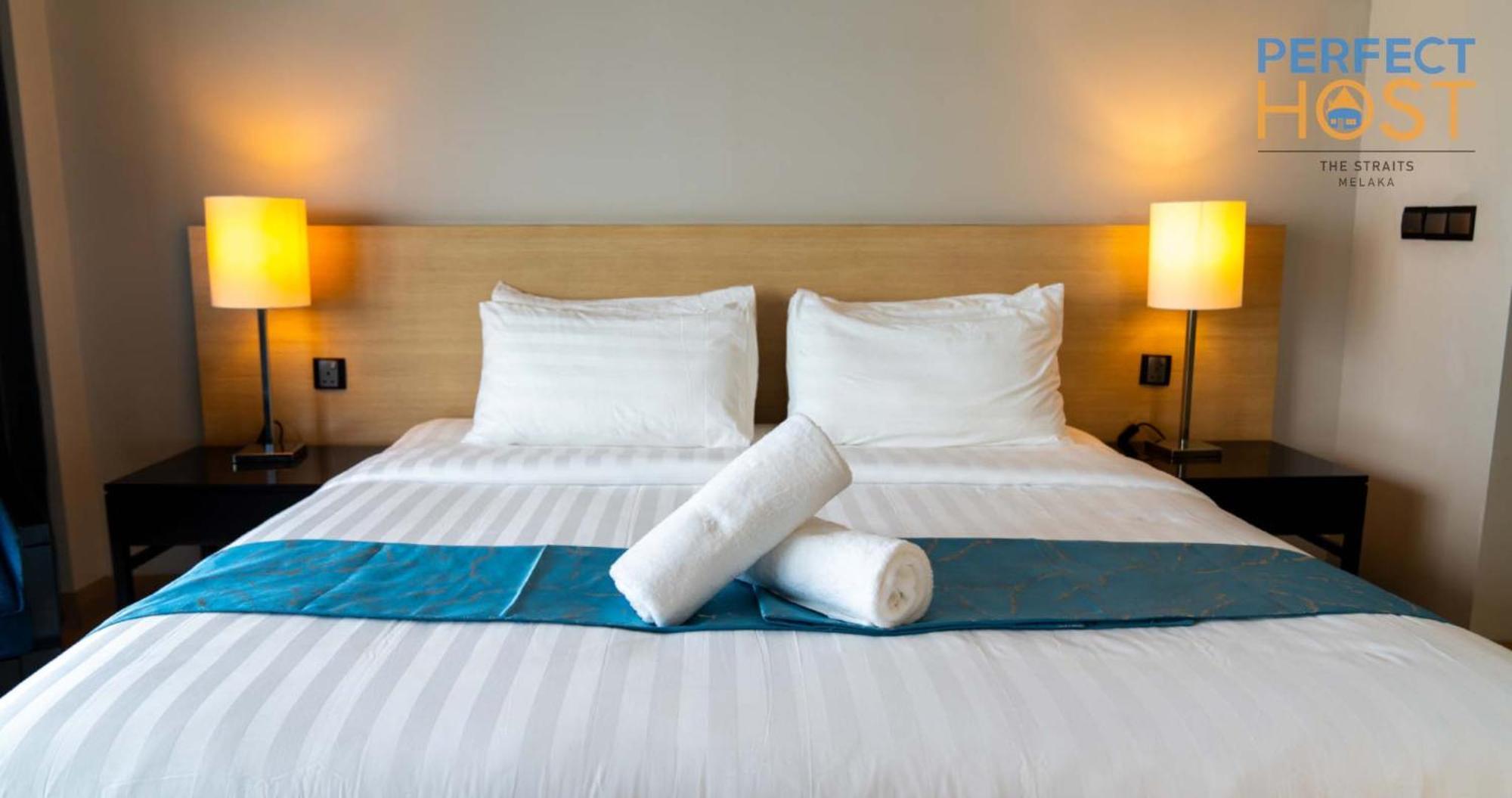 The Straits Melaka By Perfect Host Aparthotel Exterior photo