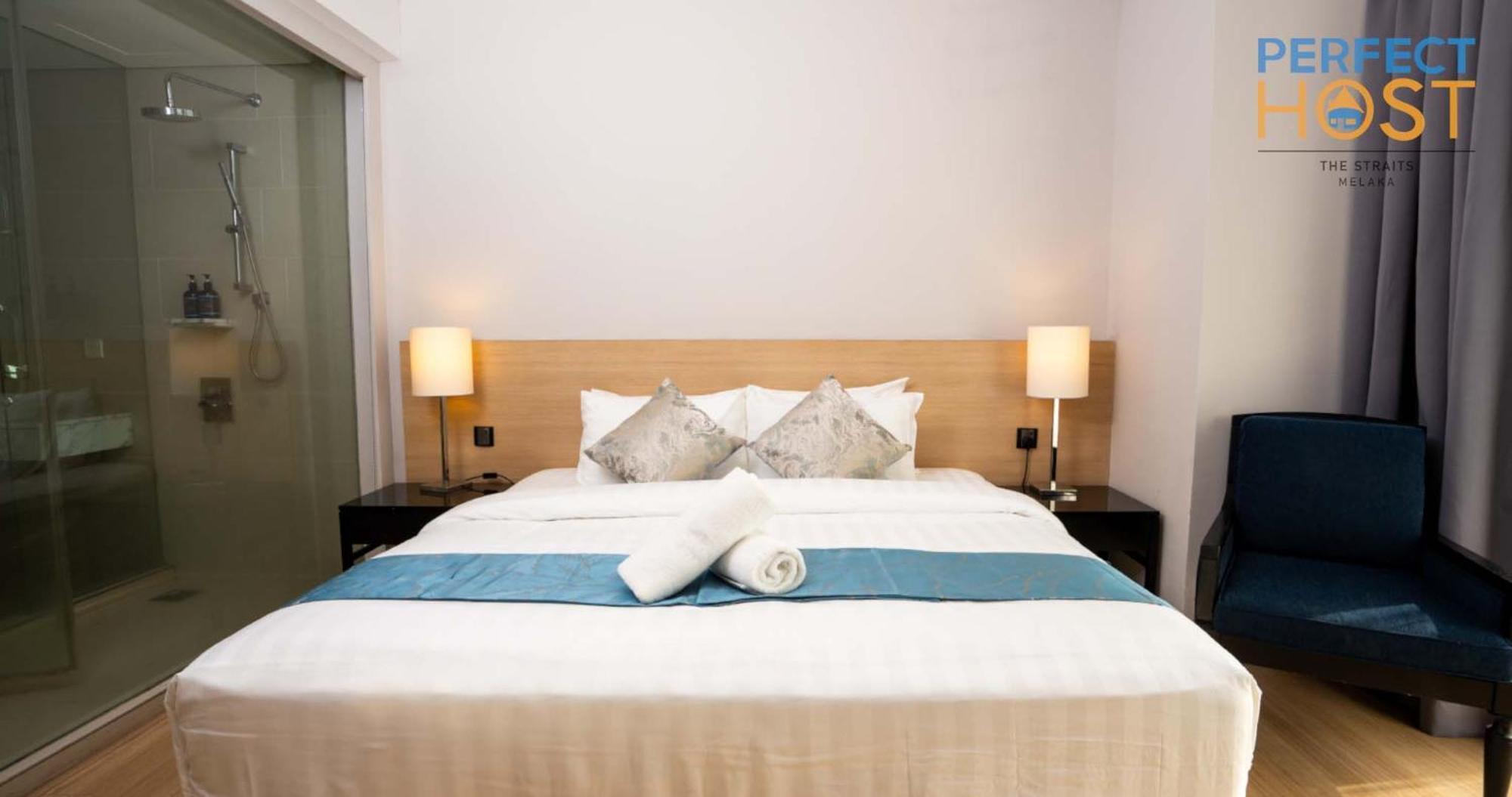 The Straits Melaka By Perfect Host Aparthotel Exterior photo