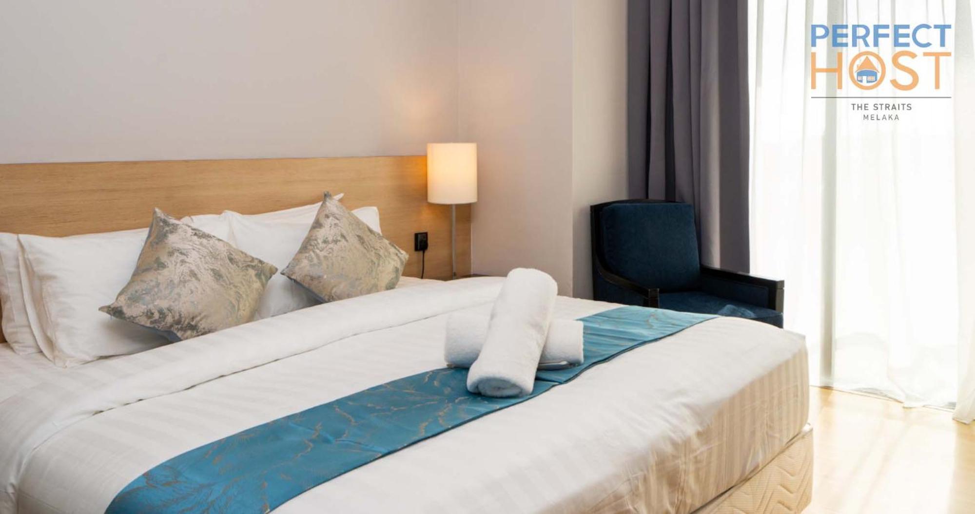 The Straits Melaka By Perfect Host Aparthotel Exterior photo