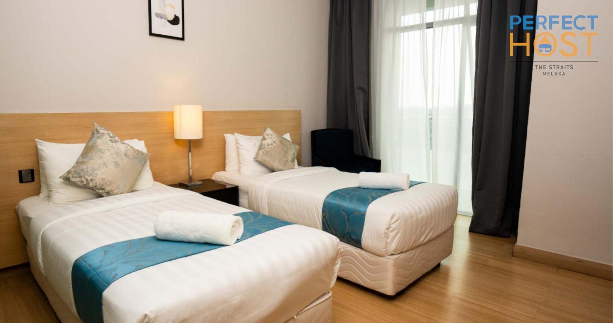 The Straits Melaka By Perfect Host Aparthotel Exterior photo